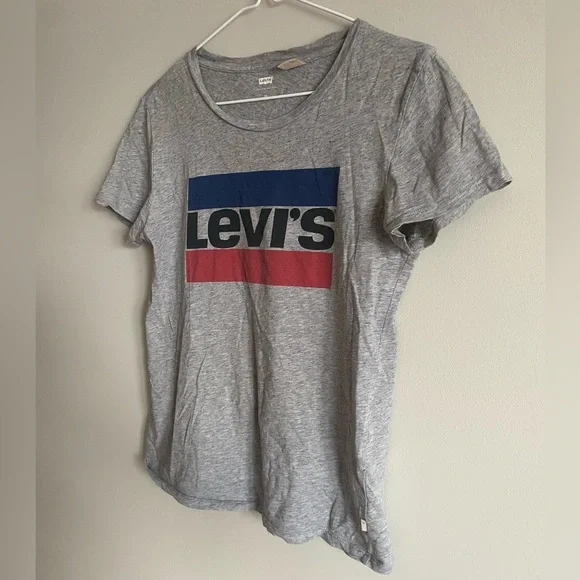 Levis Tee - Picture 5 of 7